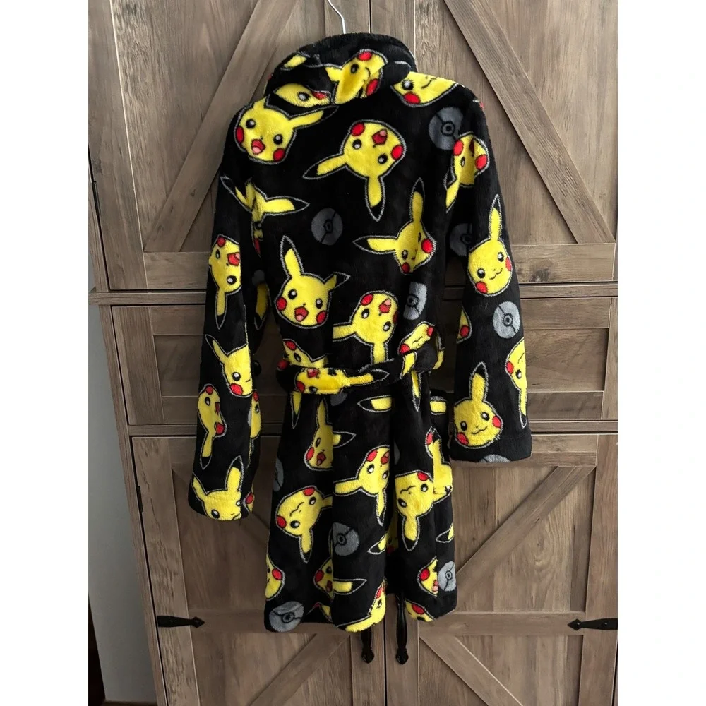 Pokemon Pikachu Boys Fleece Robe Black Yellow All Over Print Size 8 Pokeball